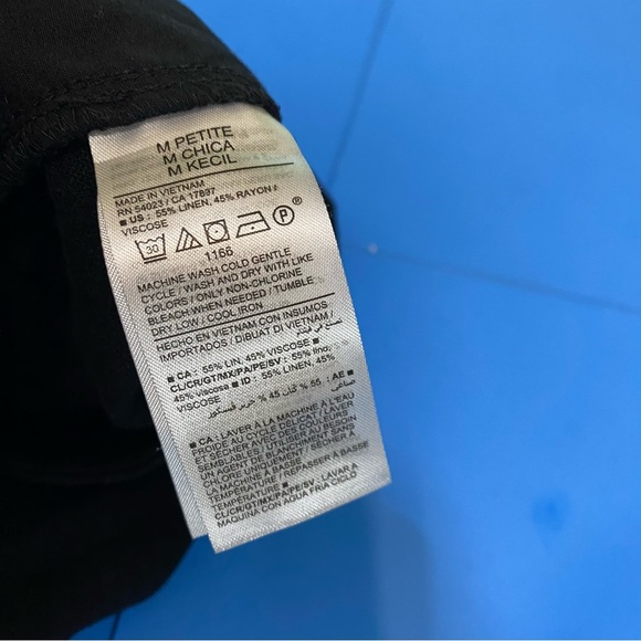 Old Navy Women’s Black Pants - Picture 6 of 9